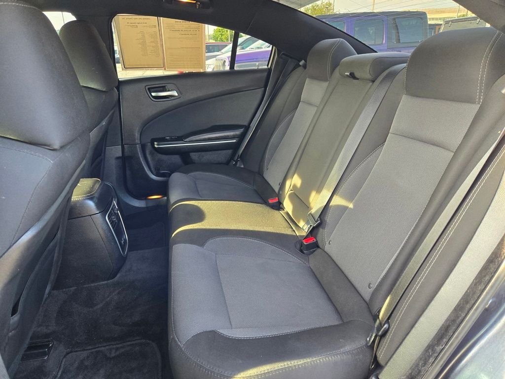 Used 2016 Gray Dodge SE image 25