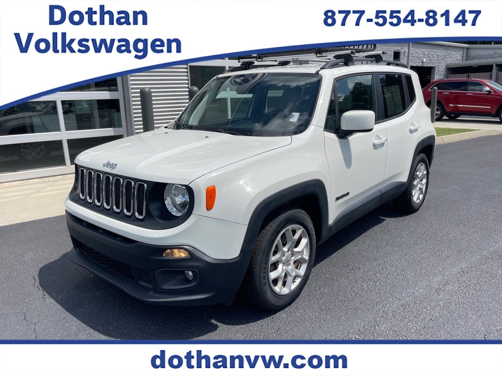 Used 2018 Alpine White Jeep Latitude image 1