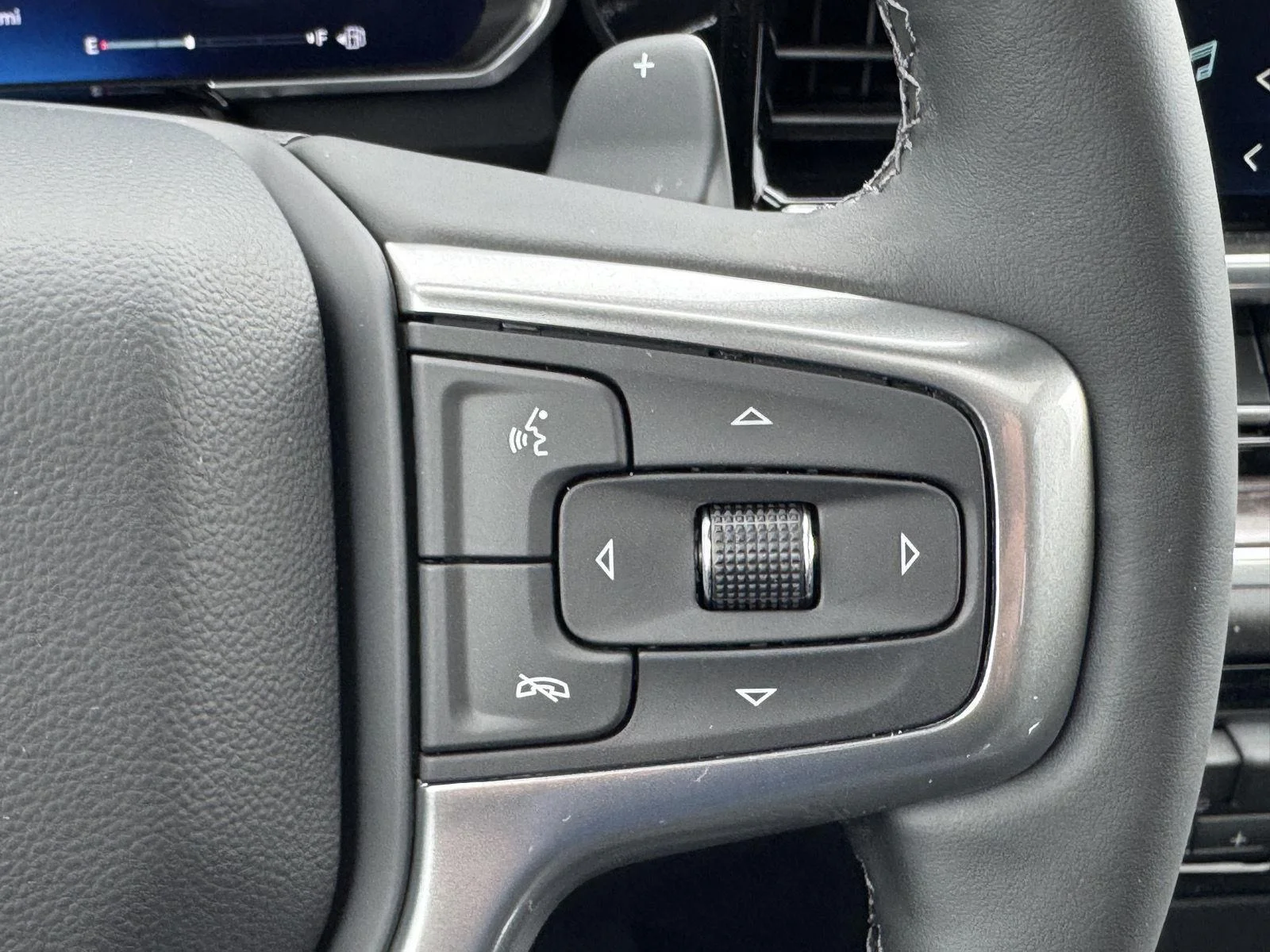 2026 Chevrolet Silverado 1500 LTZ - Photo 17