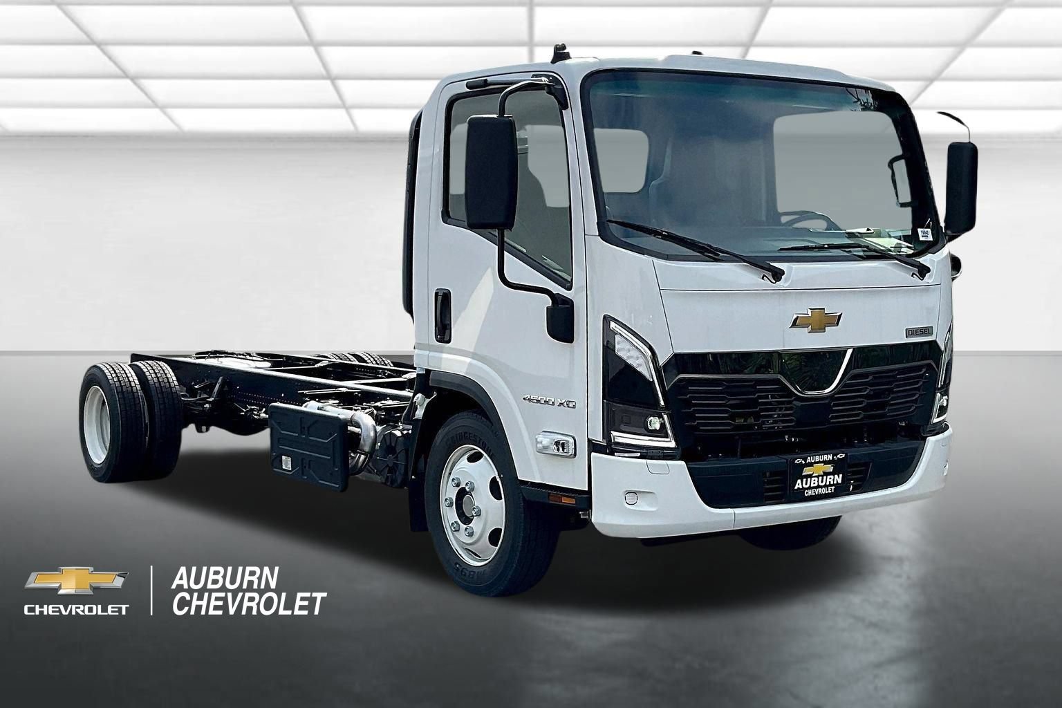 2025 Chevrolet Low Cab Forward 4500XD Diesel 176" WB Regular Cab's photo