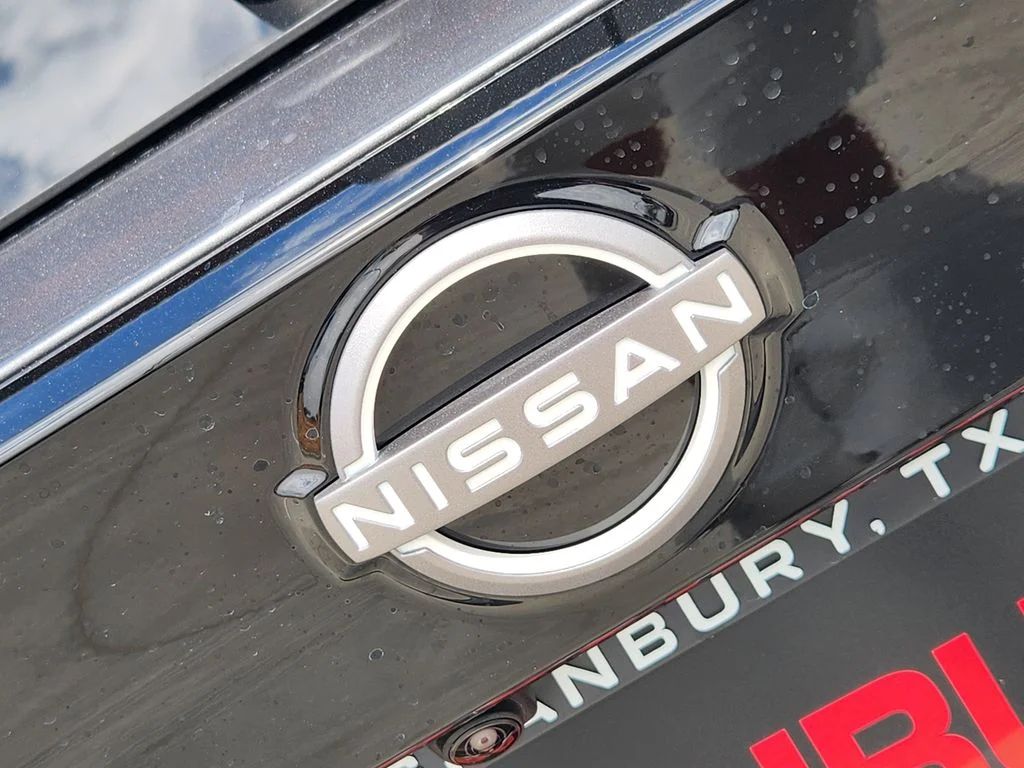 New 2027 Gun Metallic Nissan SV image 6