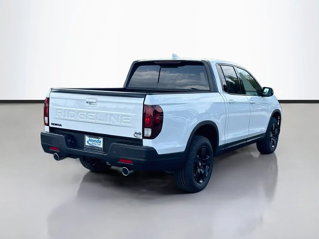 New 2026 Platinum White Pearl Honda Black Edition image 8