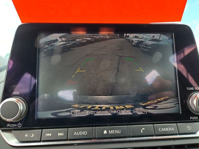 Used 2019 Blue Nissan 2.5 SV image 7