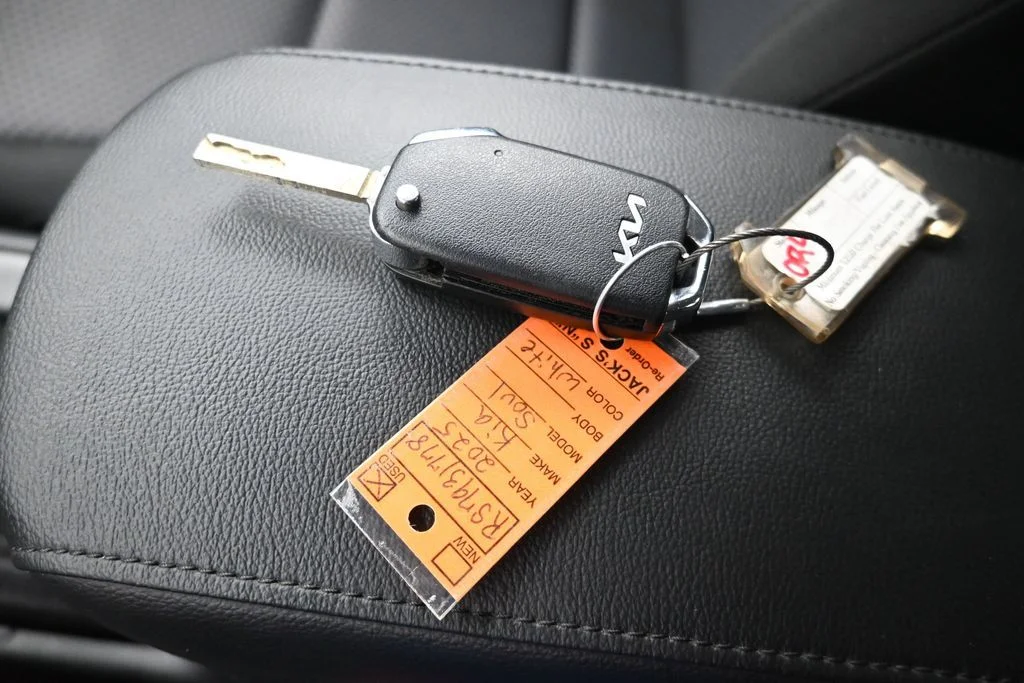 Used 2025 White Kia LX image 20