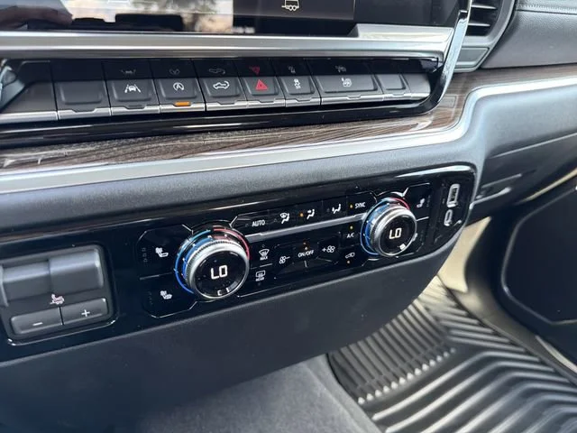 New 2026 Onyx Black GMC Elevation image 25