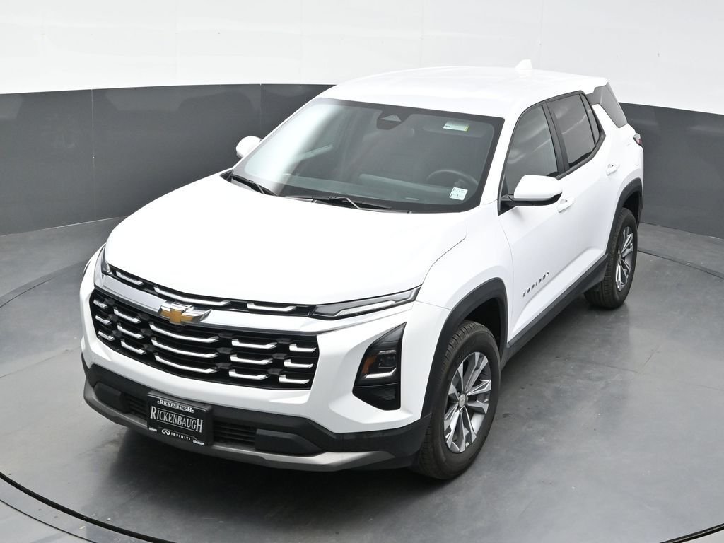 Used 2025 White Chevrolet LT image 35