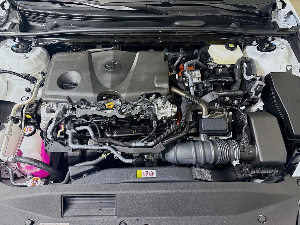 Used 2026 Ice Cap Toyota SE image 30