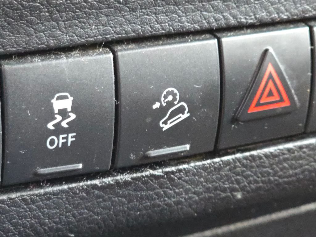 Used 2013 Black Jeep Unlimited Sport image 34