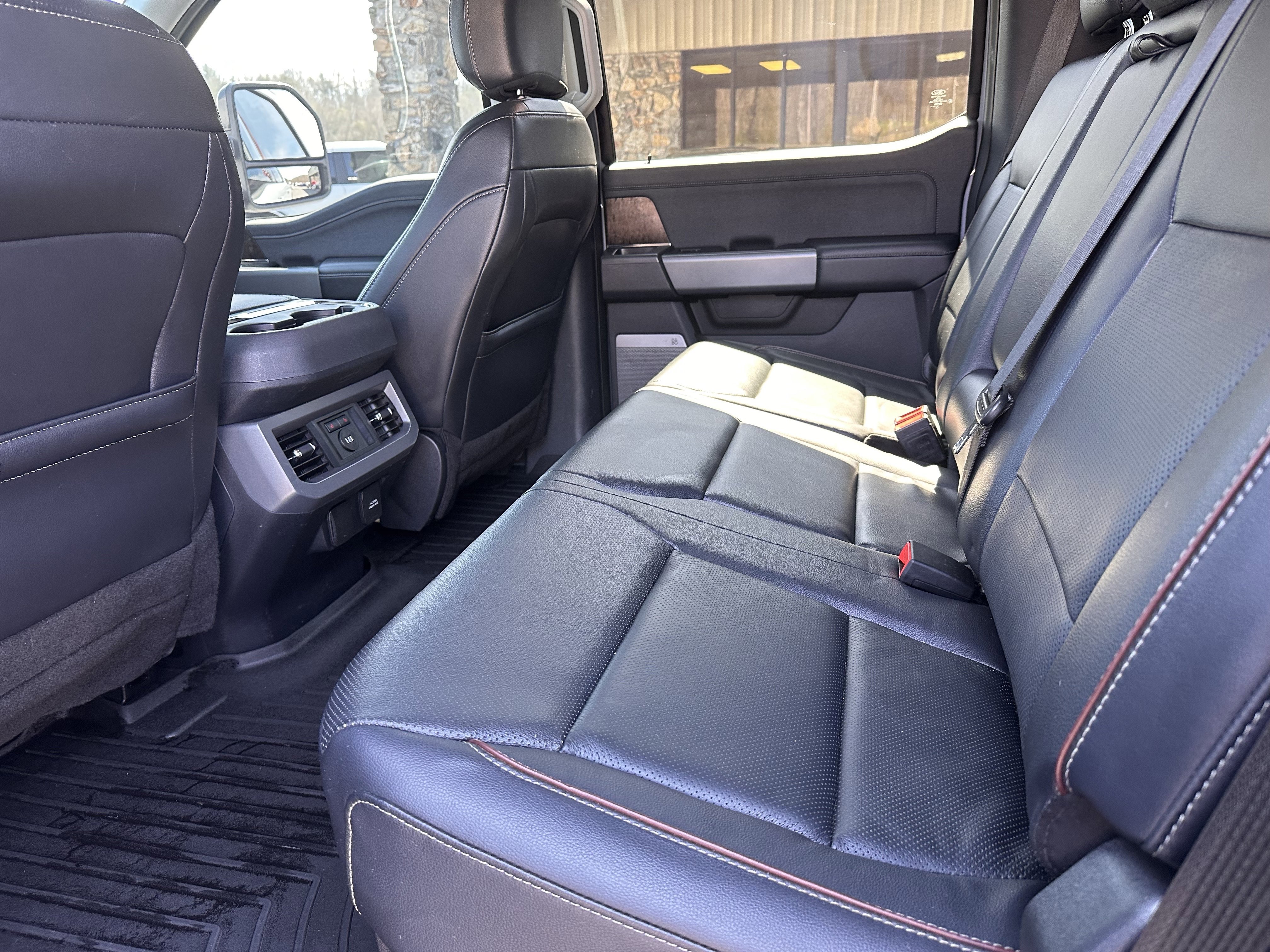 Certified Used 2024 Glacier Gray Metallic Ford LARIAT image 12