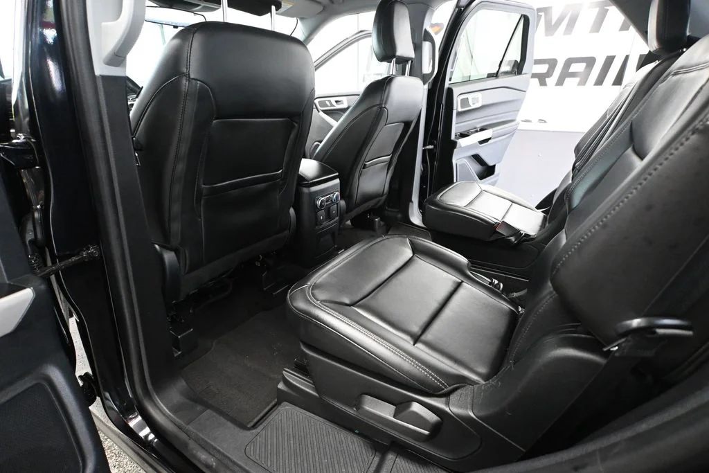 Used 2022 Black Ford XLT image 38