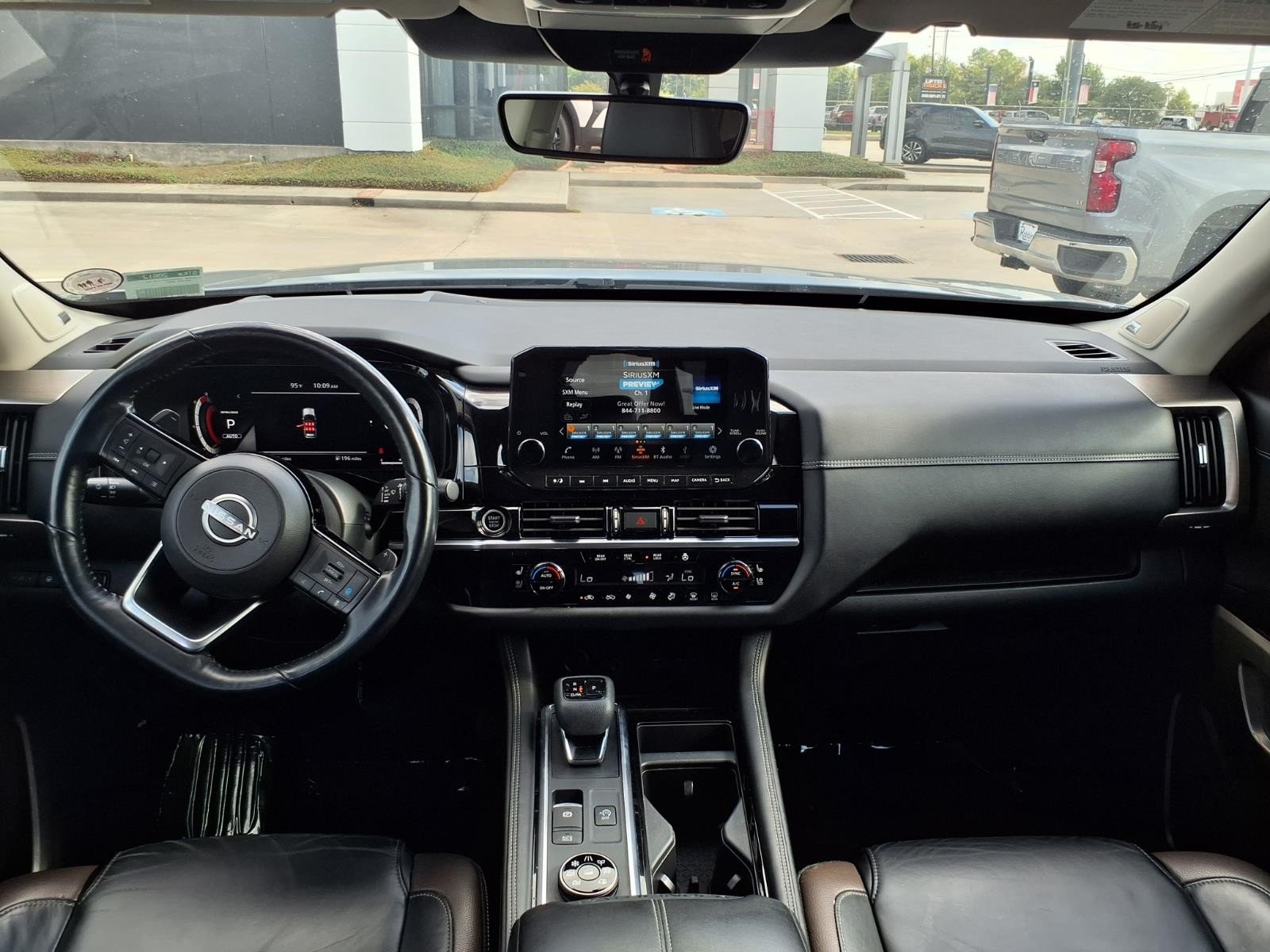 2023 Nissan Pathfinder Platinum Gray at Robbins Nissan