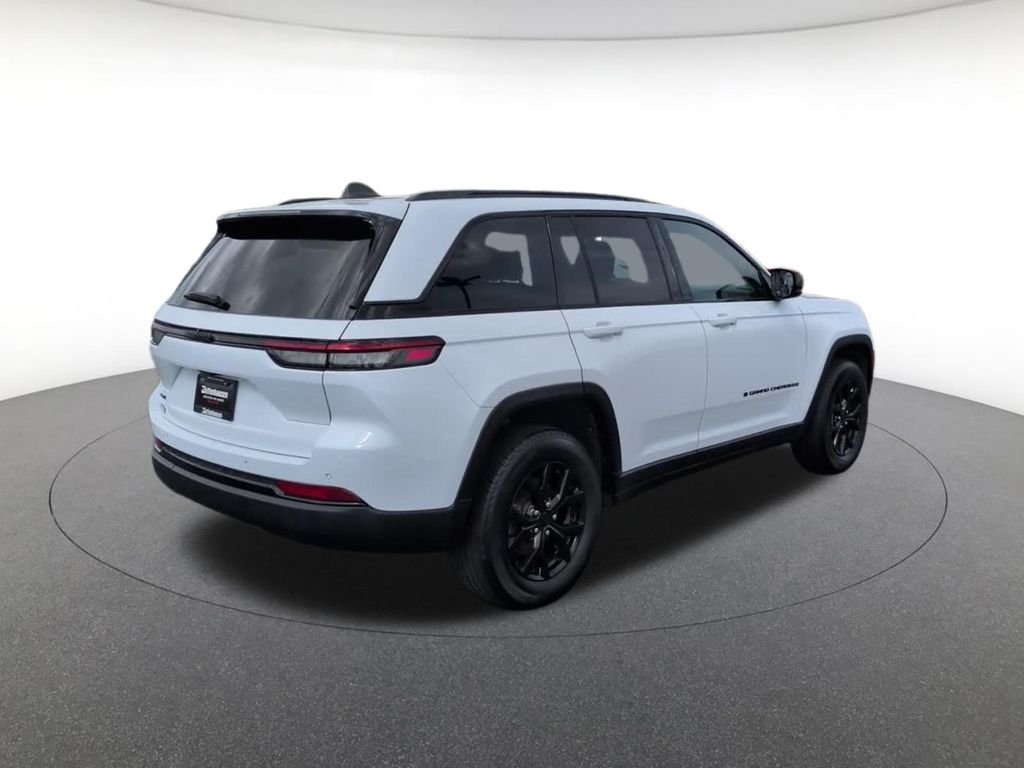 Certified Used 2025 White Jeep Altitude image 7