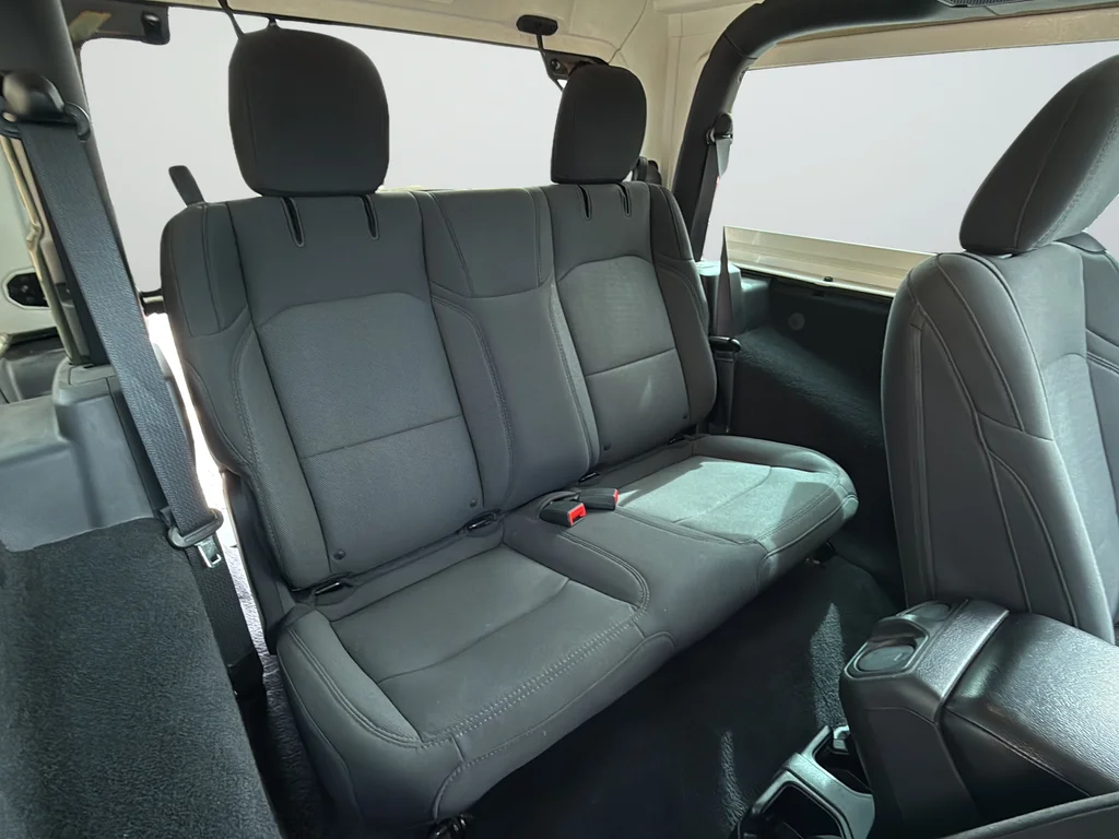 Used 2021 Green Jeep Sport S image 24