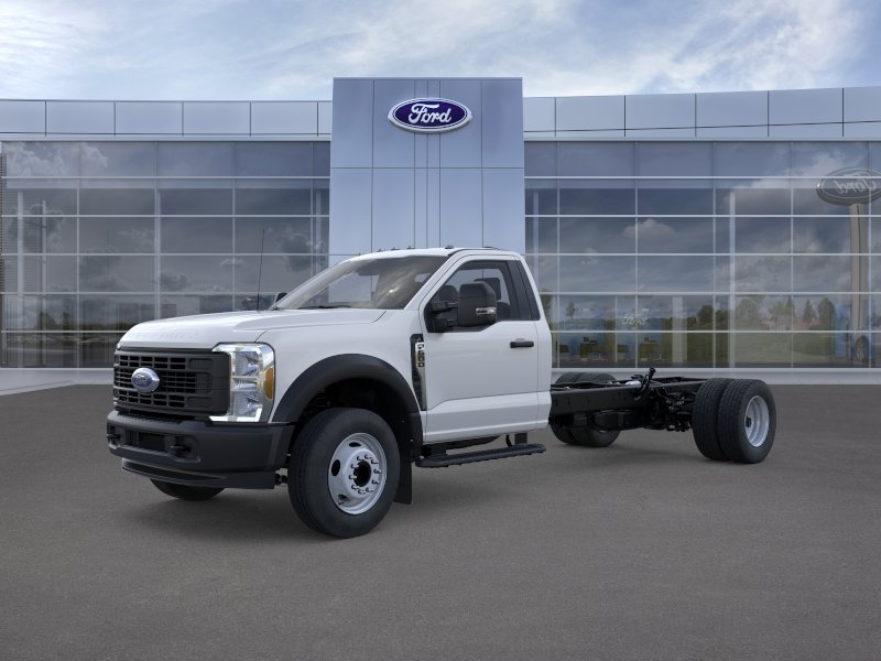 2026 Ford F-600 XL Regular Cab 205-In DRW's photo