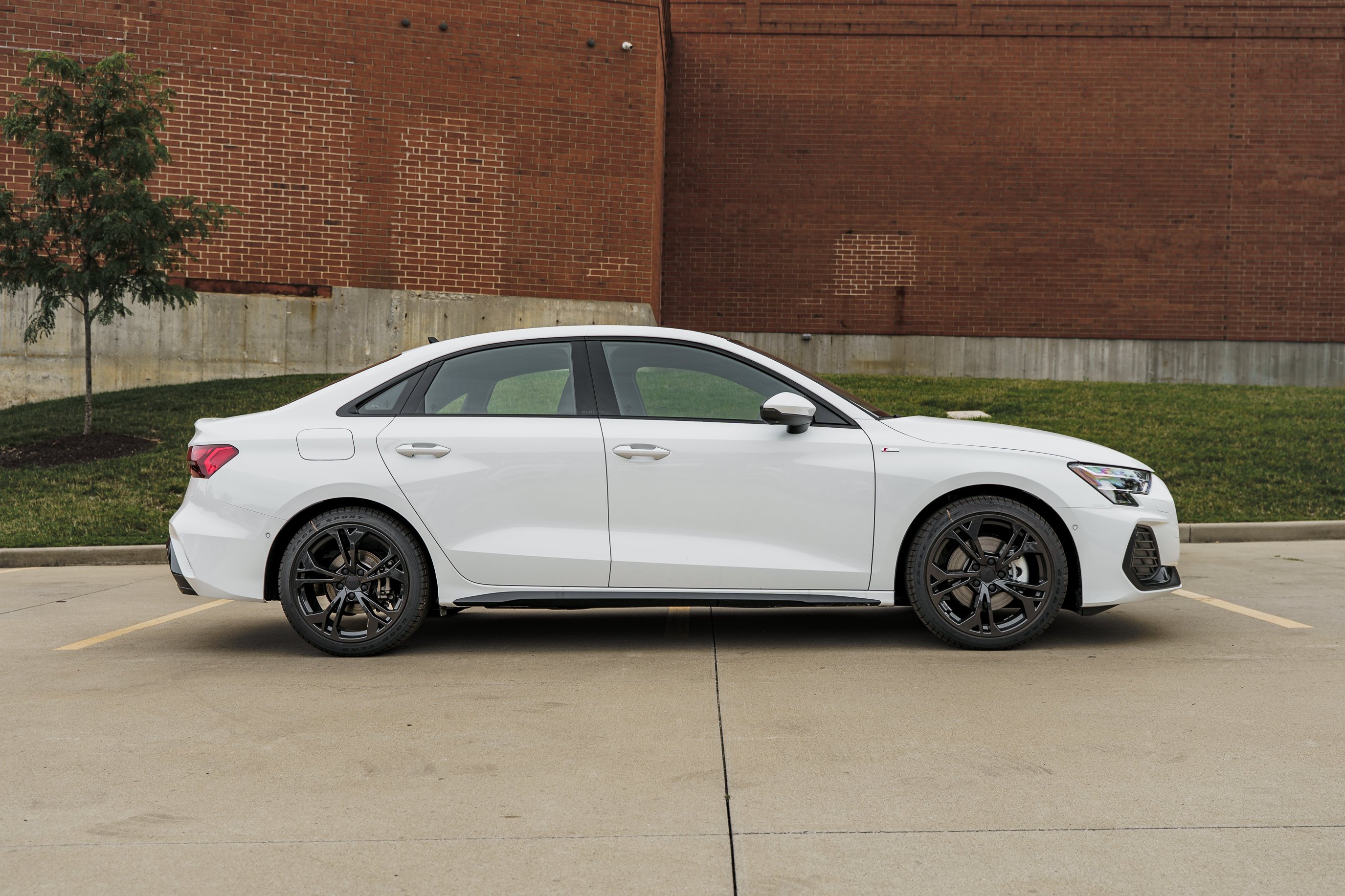 New 2026 GLACIER WHITE Audi  image 3