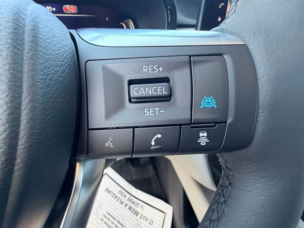 New 2027 HARBOR GRAY INFINITI Luxe FWD image 21