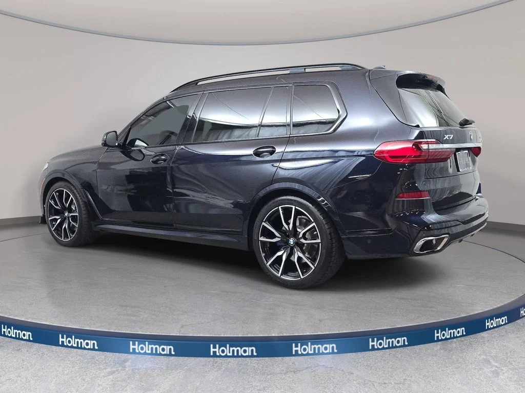 Used 2022 Black BMW xDrive40i image 8
