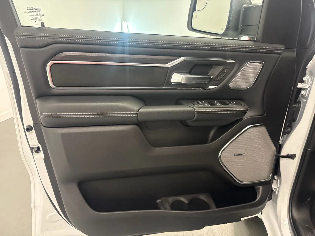 New 2026 Bright White Clear-Coat Exterior Paint RAM Laramie image 11
