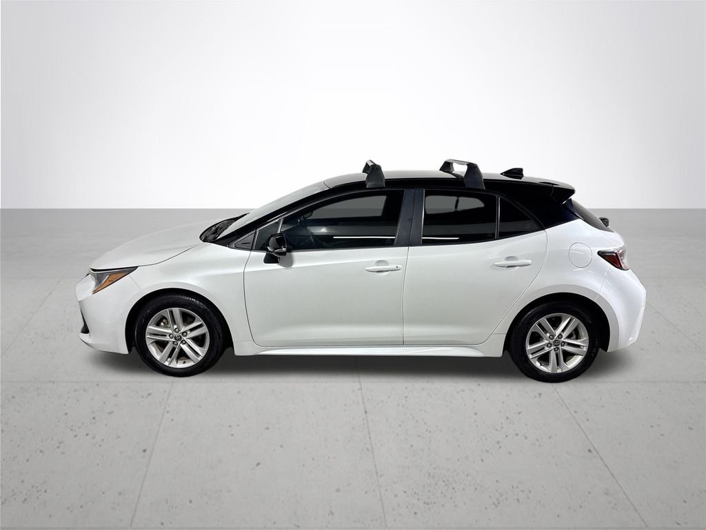 Used 2022 Midnight Black Metallic Toyota SE image 9