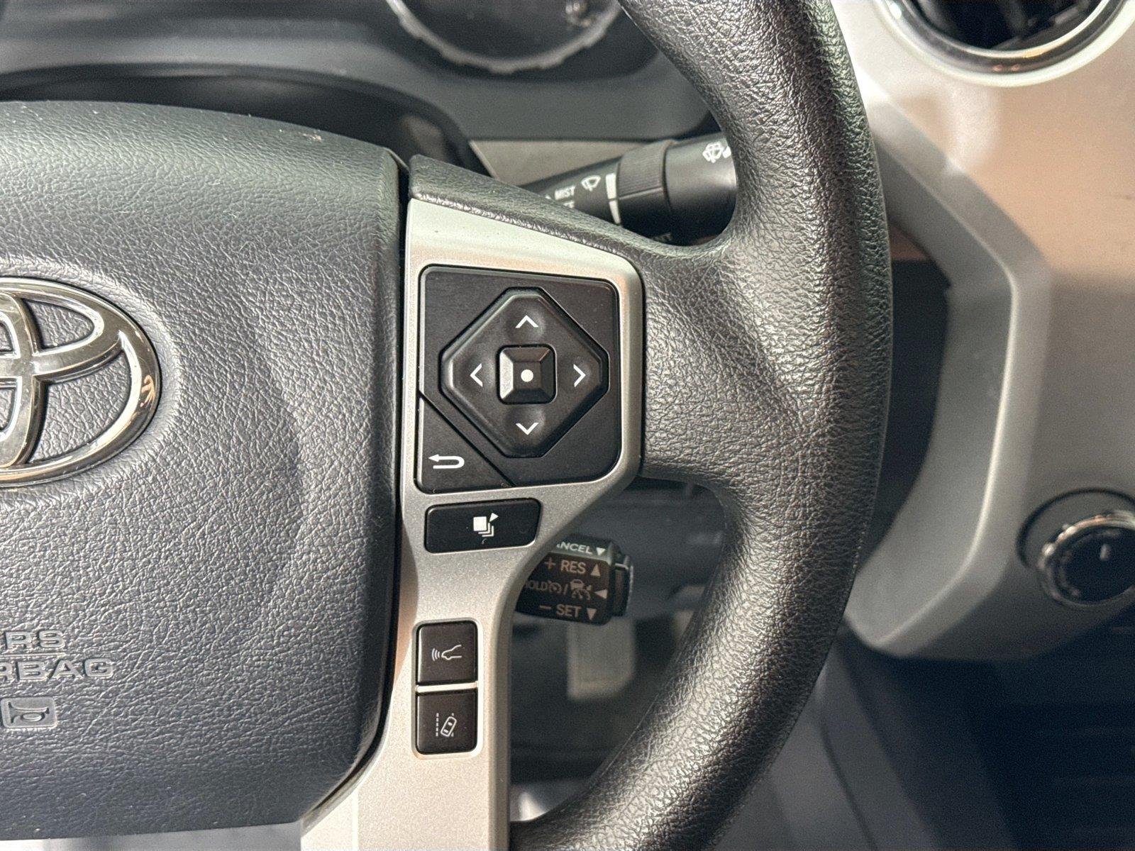 Used 2020 Midnight Black Metallic Toyota SR5 image 16
