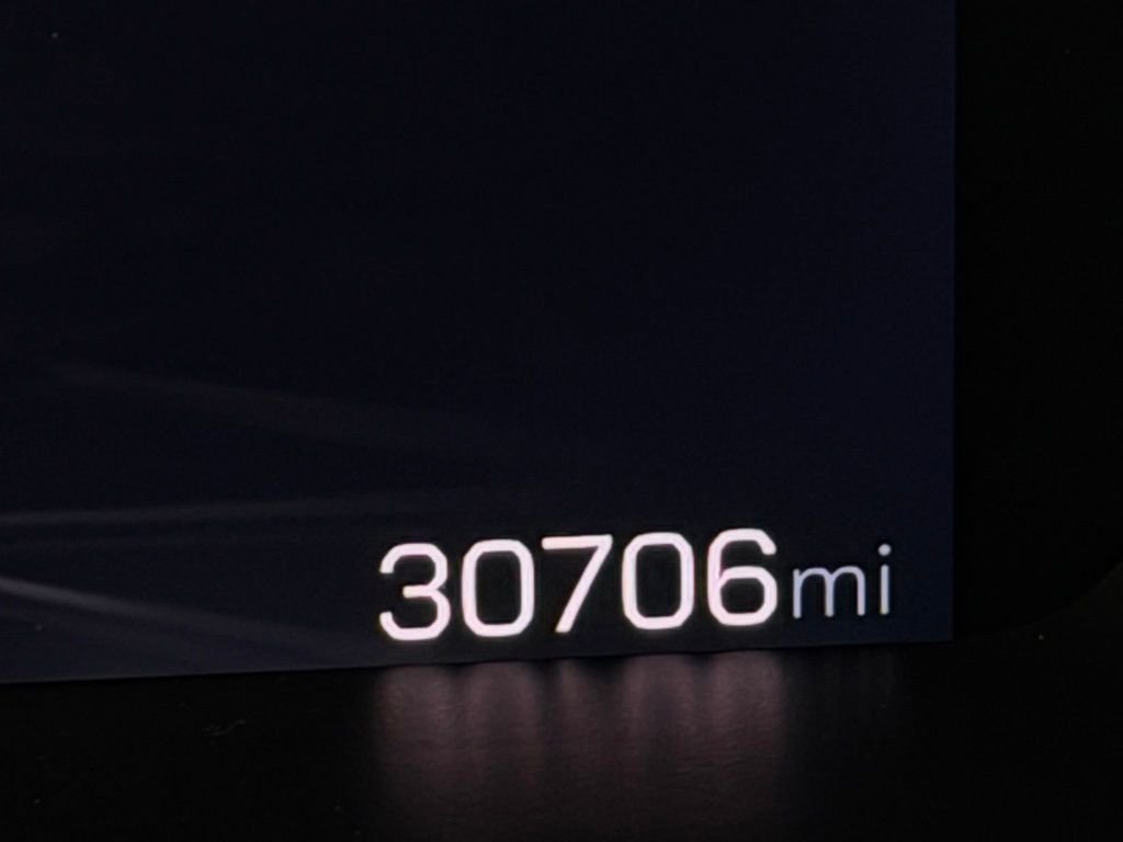 Used 2024 White GMC Denali image 15