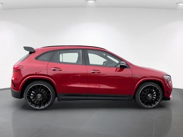 New 2026 MANUFAKTUR Patagonia Red Metallic Mercedes-Benz AMG® GLA 35 4MATIC® SUV image 9