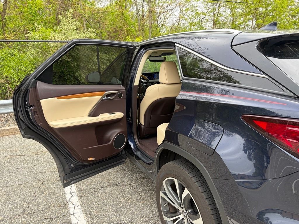 Used 2020 Blue Lexus 350 image 11