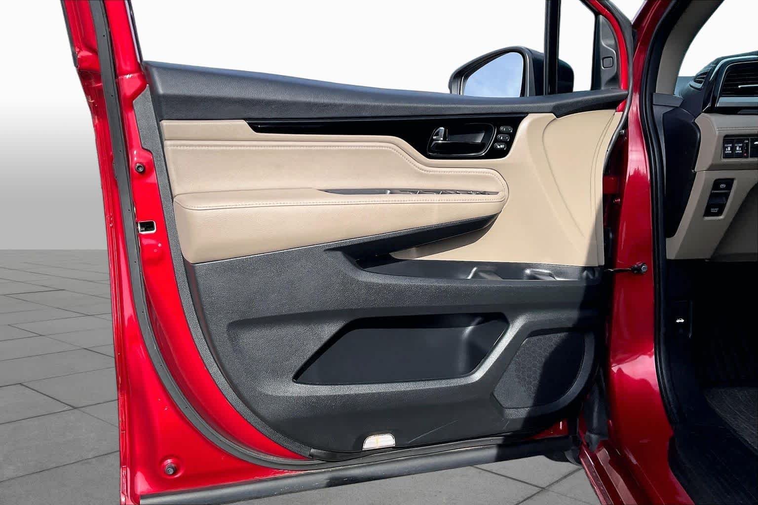 2024 Honda Odyssey Touring - Photo 22