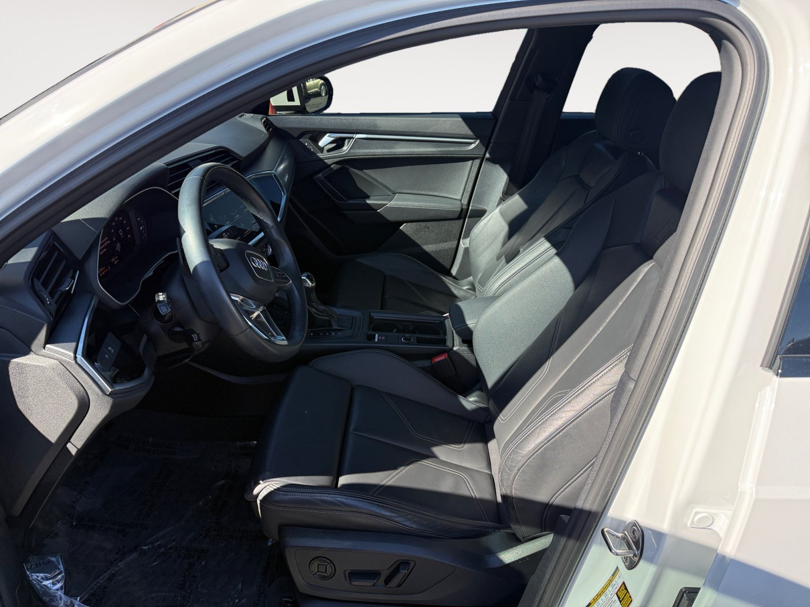 Used 2023 Ibis White Audi Premium Plus image 10