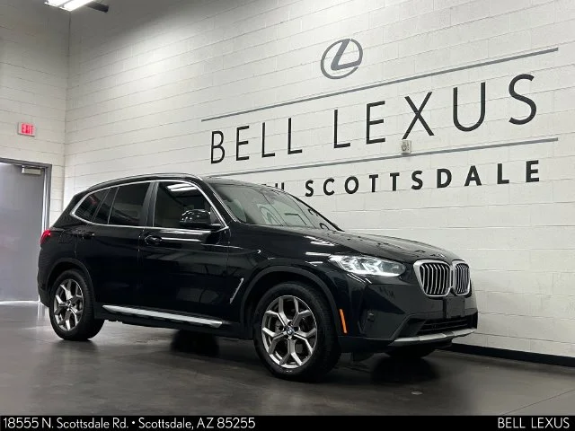 Used 2023 Black BMW xDrive30i image 2