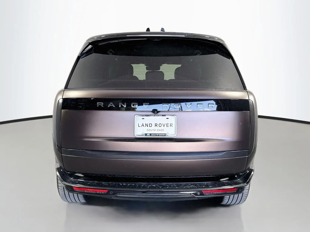 New 2026 Tourmaline Brown in Satin finish Land Rover SE image 6
