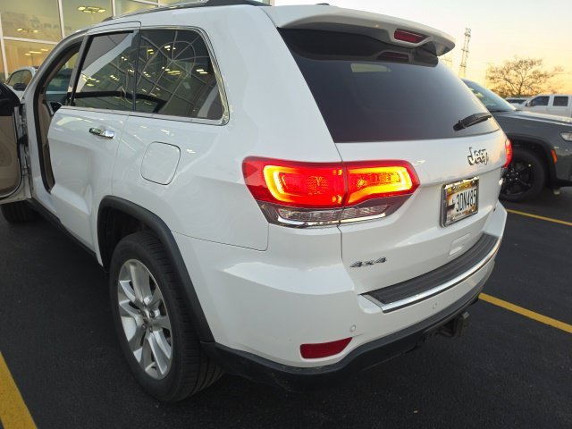 Used 2017 White Jeep Limited image 4