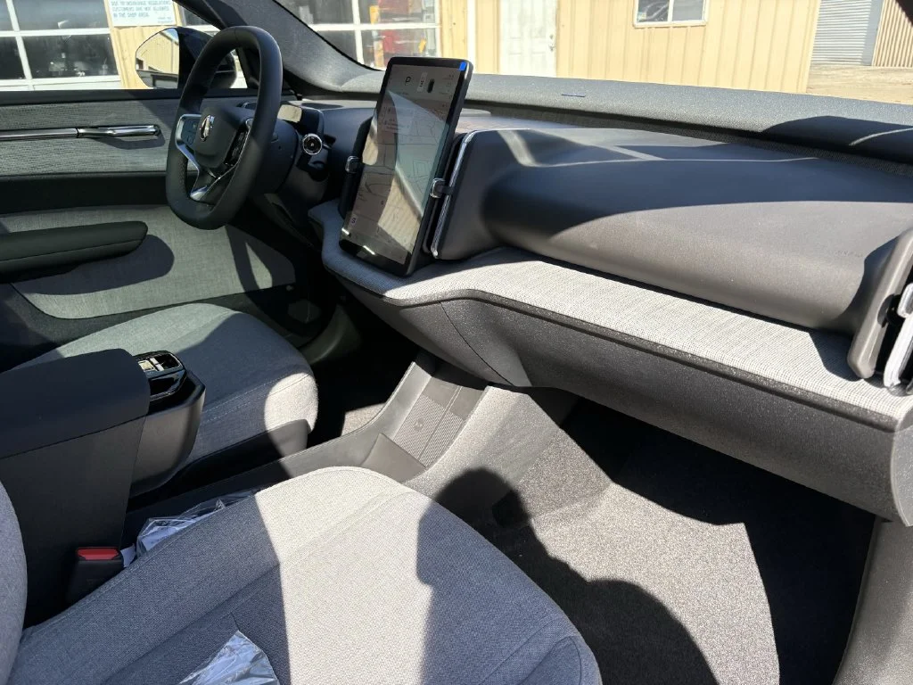 New 2026 Cyrstal White Volvo Twin Motor Performance Ultra image 27