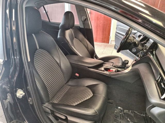 Used 2022 Black Toyota SE image 23