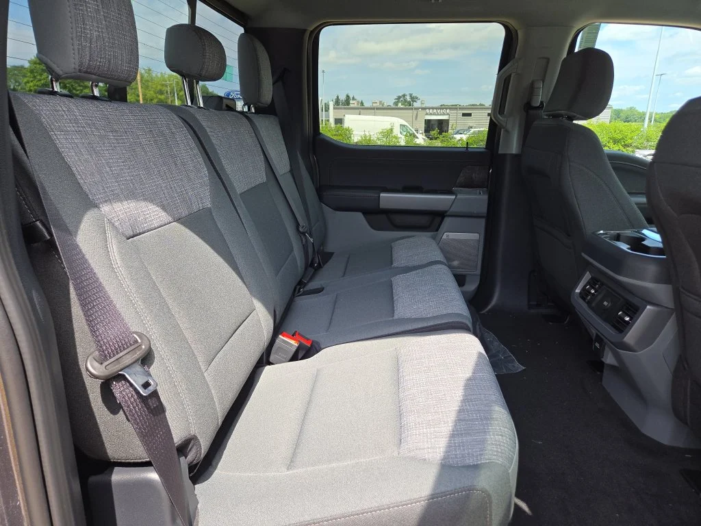 New 2026 Carbonized Gray Metallic Ford F-250® XLT image 19