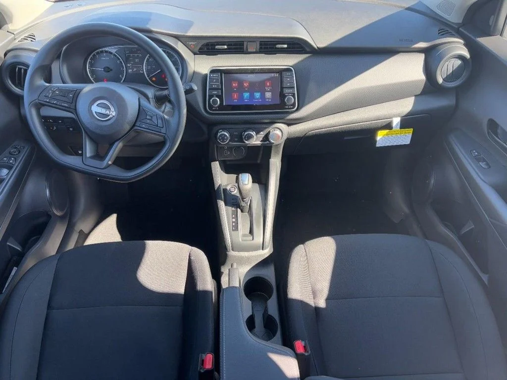 2025 Nissan KICKS PLAY Base - Photo 6