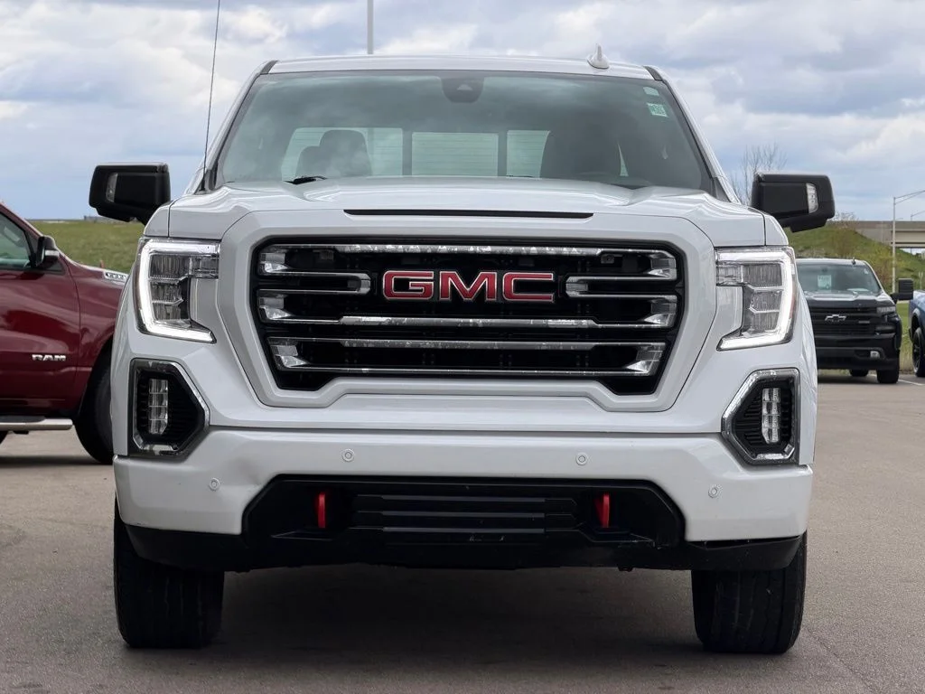 Used 2021 White GMC AT4 image 6