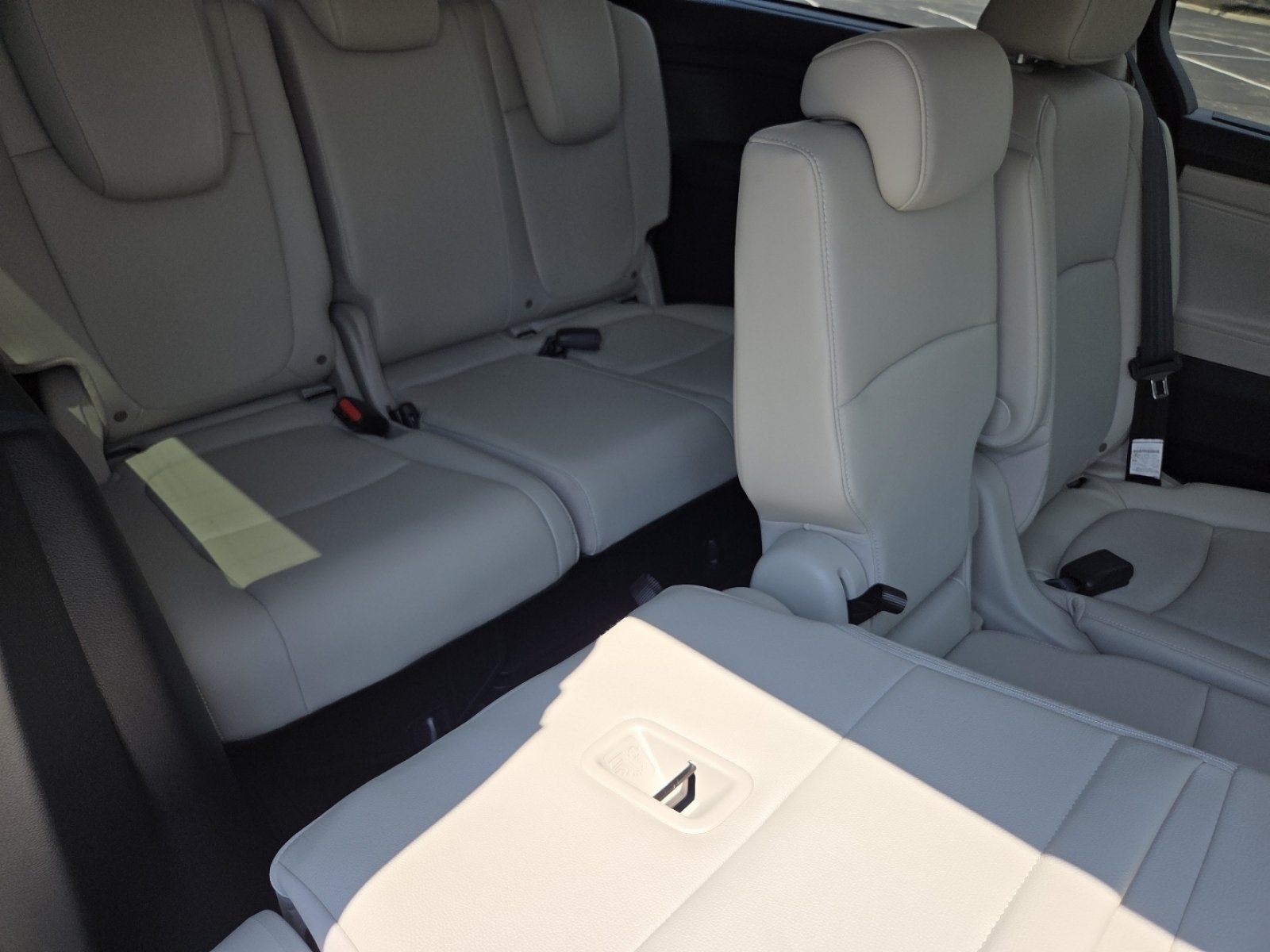 2026 Honda Odyssey EX-L - Photo 28