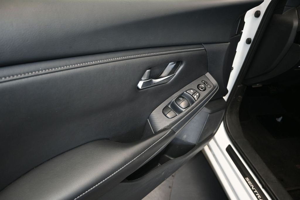 Used 2024 White Nissan SV image 11