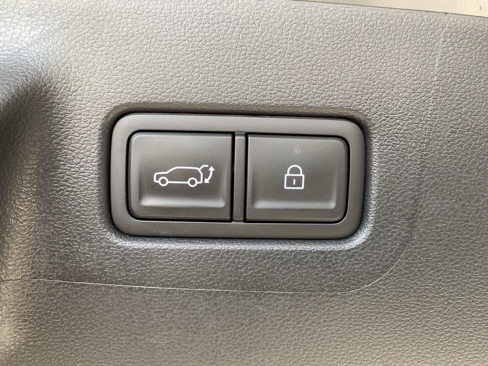 Used 2025 Hampton Gray Hyundai Calligraphy image 8