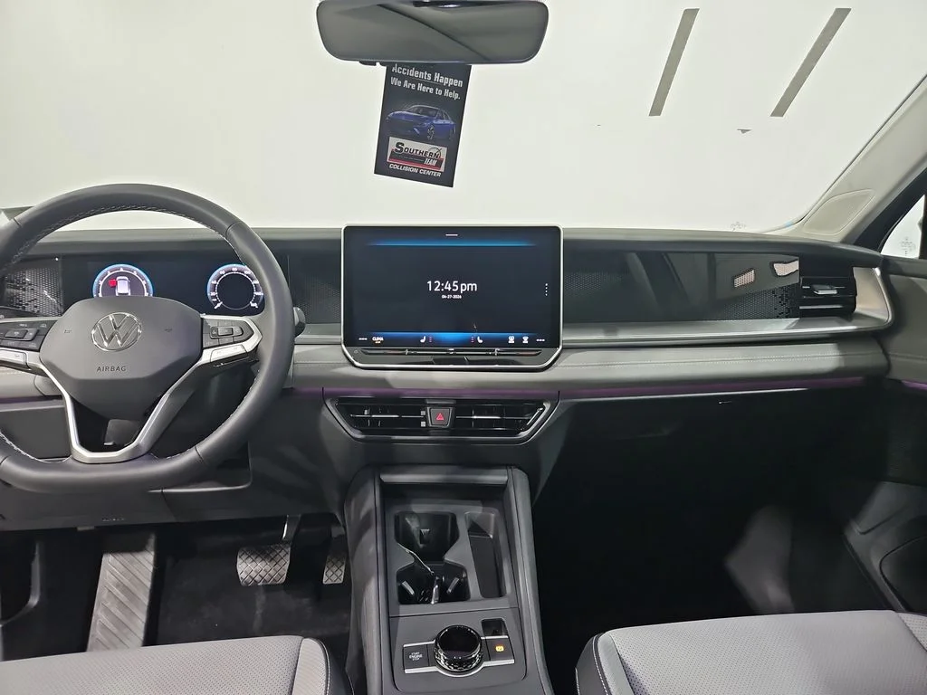 2026 Volkswagen Tiguan SE - Photo 17