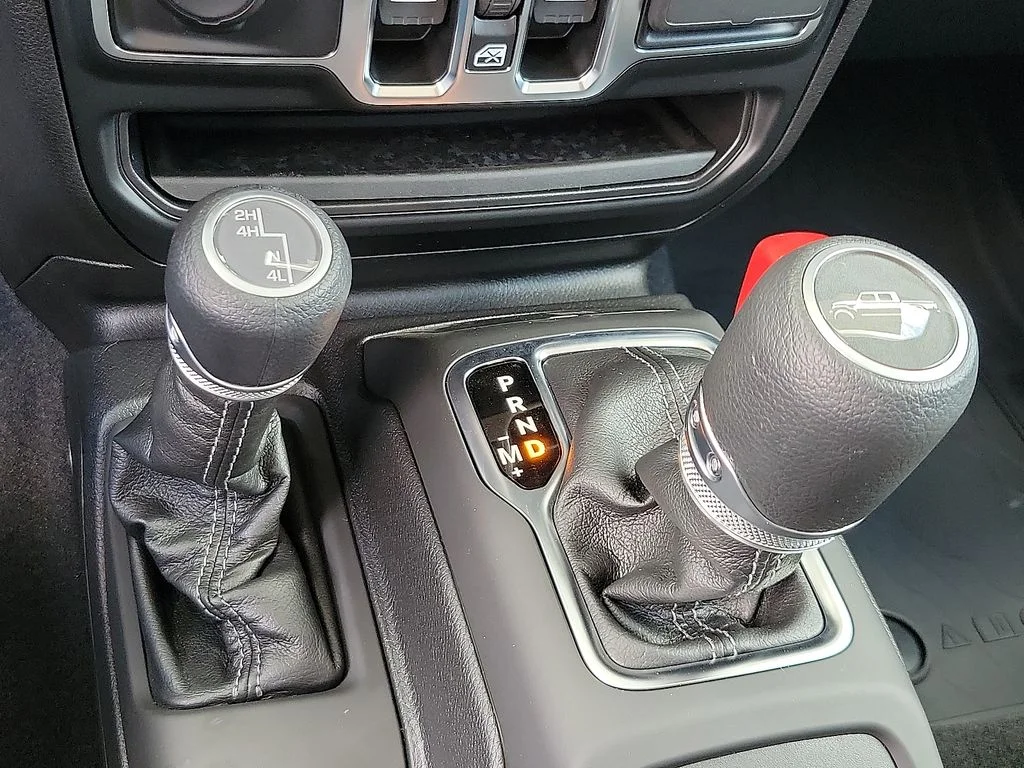 2025 Jeep Gladiator Sport S - Photo 17
