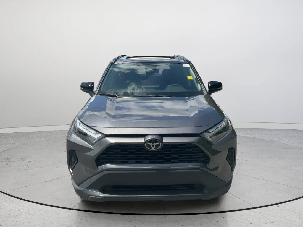 2023 Toyota RAV4 XLE - Photo 31
