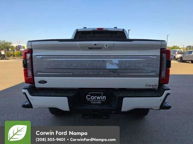 New 2026 Star White Metallic Tri-Coat Ford Platinum image 4