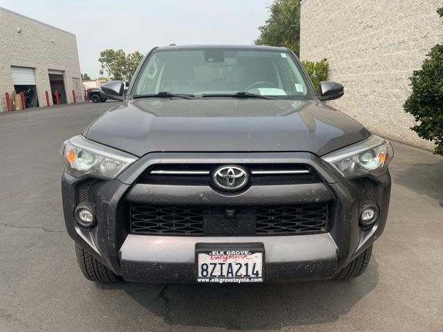 Used 2022  Toyota SR5 Premium image 2