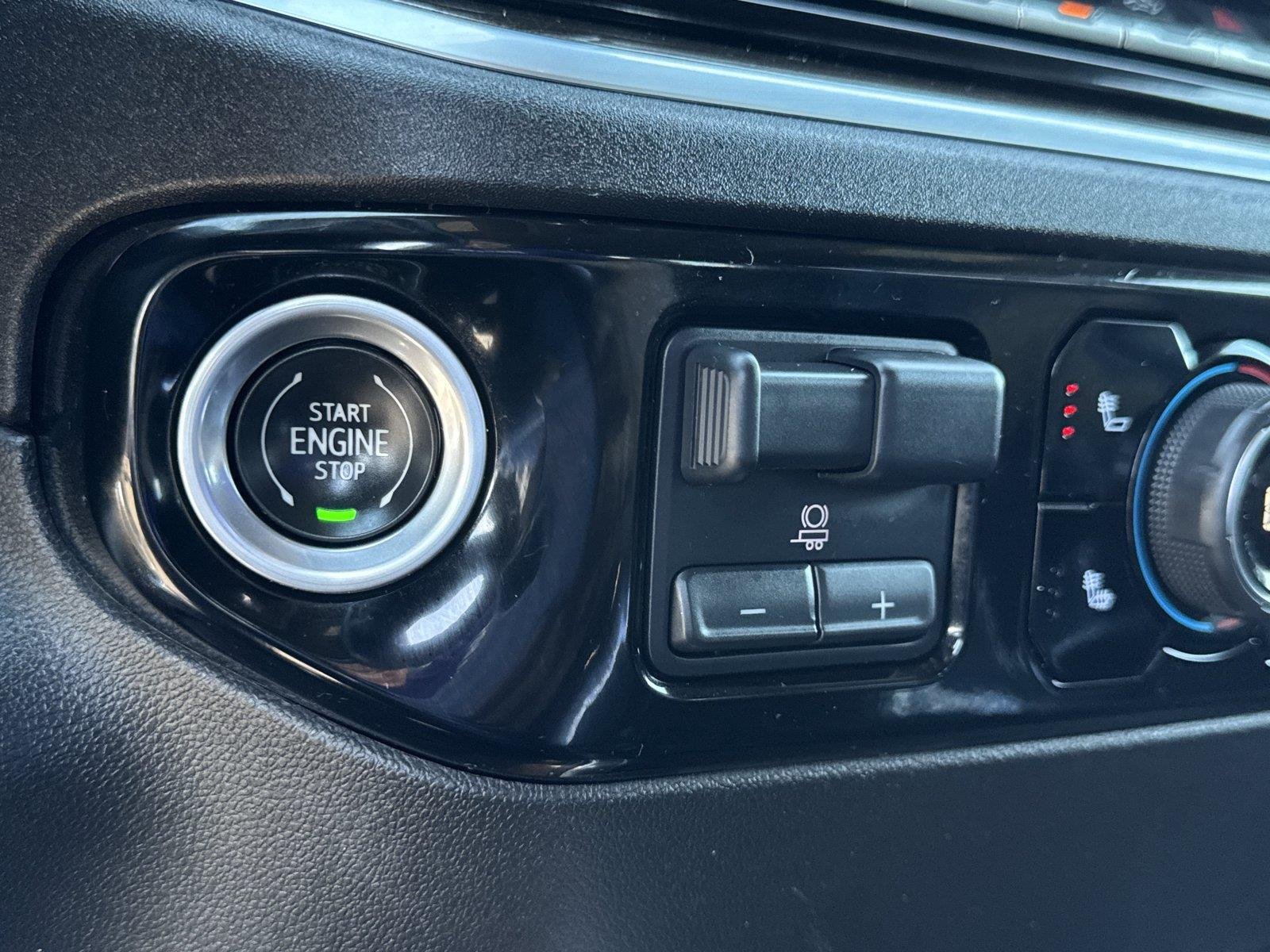 Used 2022 GLACIER BLUE METALLIC Chevrolet RST image 18