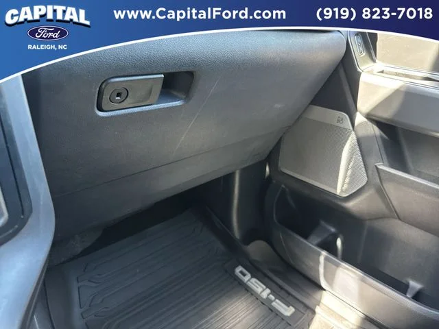 Used 2024 White Ford XLT image 27