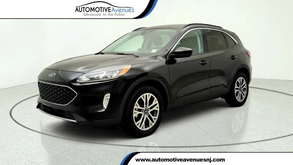 2021 Ford Escape SEL AWD Hybrid's photo