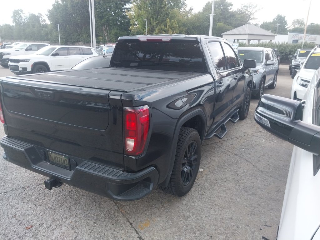 Used 2024 Onyx Black GMC Elevation image 3