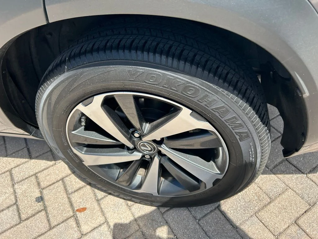 Certified Used 2020 NEBULA GRAY PEARL Lexus 300 Base image 11